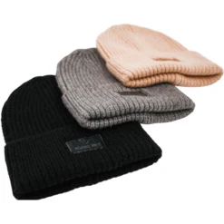 Embassy Beanie, Strickmütze -Equestrian Supplie Shop 06 Embassy Black Mood3 processed 1280x1280