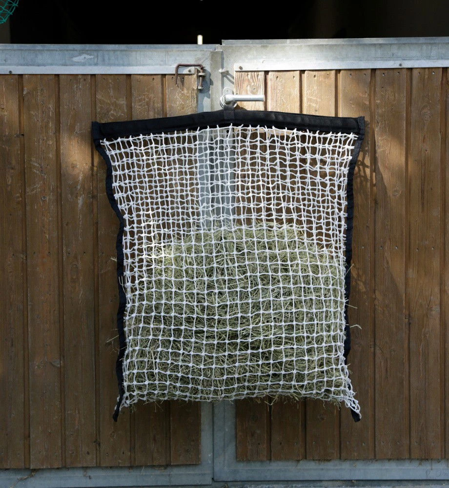 KERBL Haynet With Filling Aid 4 KERBL Haynet With Filling Aid - Image 2