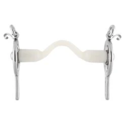 Nathe Liverpool-Kandare, Shortsuits