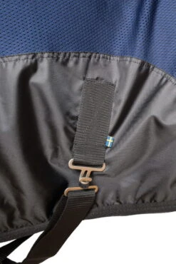 Back On Track Stable Rug Royal Deluxe, Mesh Rug -Equestrian Supplie Shop Back on Track stalldecke royal deluxe black 3 1280x1280