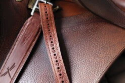 Stirrup Leathers Classic Wide 15 Stirrup Leathers Classic Wide -Equestrian Supplie Shop Etriviere Classic wide web1 1280x1280