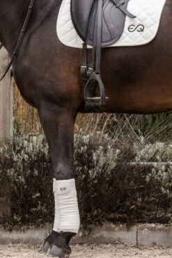 Bandages Organic Cotton -Equestrian Supplie Shop Mood Bandagen weiss 2 processed 1280x1280
