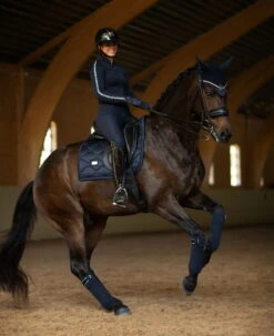 Saddle Pad Modern Tech Navy, Dressage Saddle Pad -Equestrian Supplie Shop equestrian stockholm dressurschabracke modern tech navy 2 1280x1280