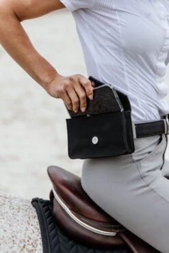 Belt Bag Unisex -Equestrian Supplie Shop grooming deluxe gurteltasche 3 1280x1280
