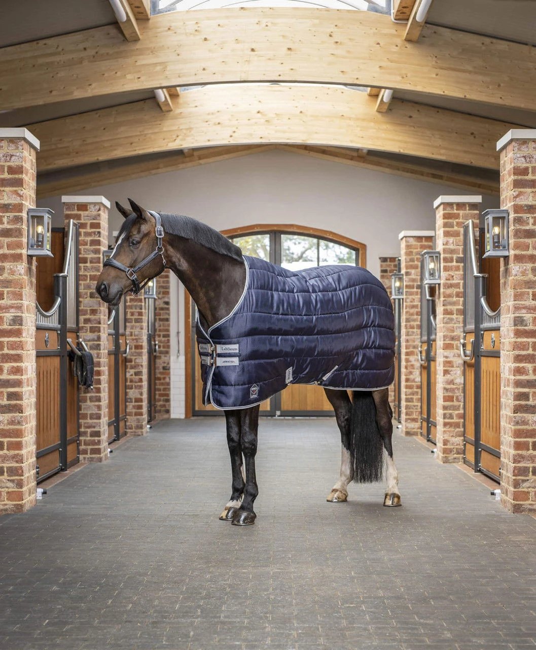 Lemieux Stable Rug Arika Stable-Tek, 350 G 7 Lemieux Stable Rug Arika Stable-Tek, 350 G - Image 5