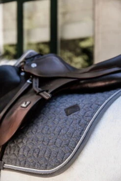 Kentucky Horsewear Saddle Pad Wool -Equestrian Supplie Shop processed 4OAArO0NmrH2El 1280x1280