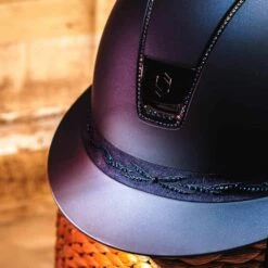 Riding Helmet Miss Shield SM, FB Flower Sw, Trim+Blazon Black Chrome, Full Sw Metallic Blu -Equestrian Supplie Shop samshield reithelm miss shield sm fb flower sw trim blason black chrome full sw metallic blue blau 4 1280x1280