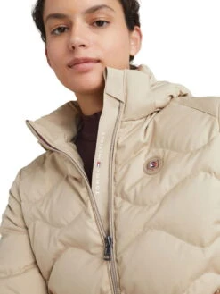 Women's Down Jacket Mid-Weight Re-Down FW22 -Equestrian Supplie Shop tommy hilfiger equestrian jacke midweight redown beige 4 1280x1280